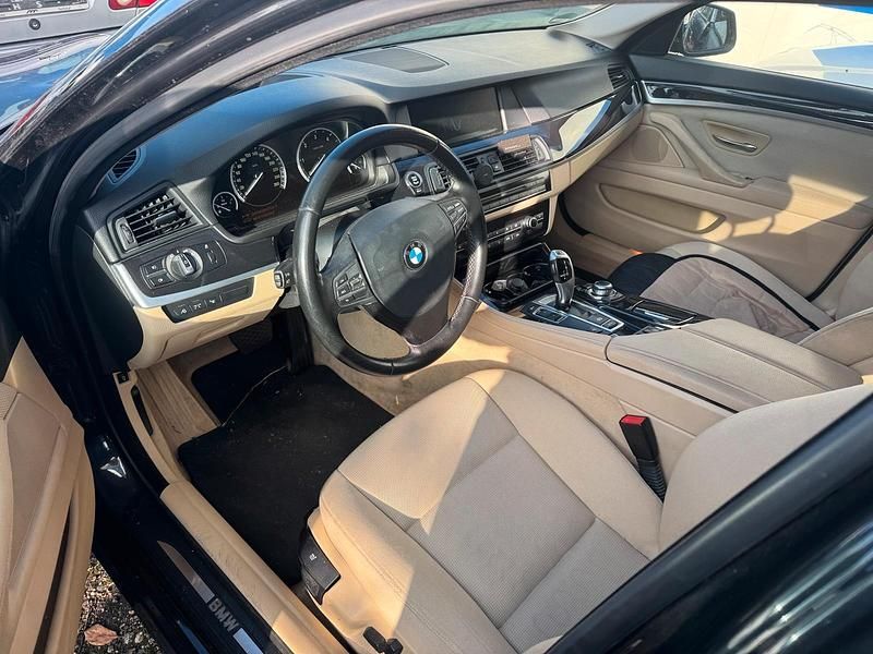 Używany BMW 520 185 KM (136 kW) 2011 Czarny Kombi