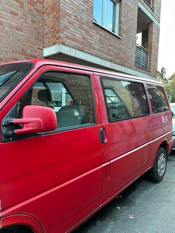 Gebraucht VW T4 102 PS (75 kW) 1997 Rot Van
