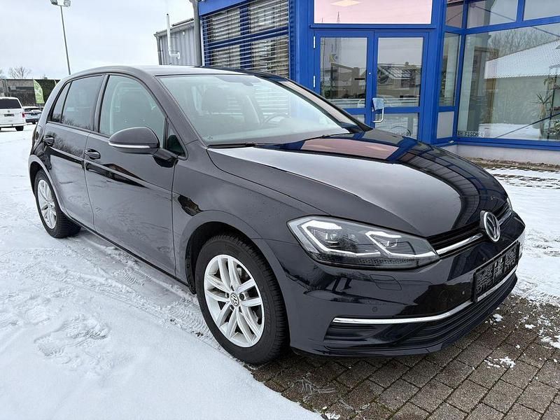 Gebraucht VW Golf VII 116 PS (85 kW) 2018 Schwarz Limousine