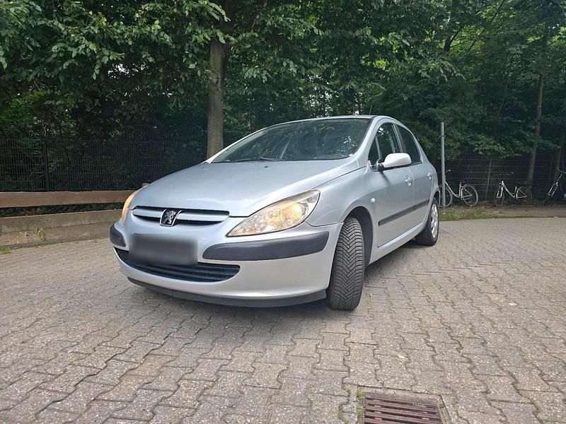 Gebraucht Peugeot 307 109 PS (80 kW) 2004 Silber Kleinwagen