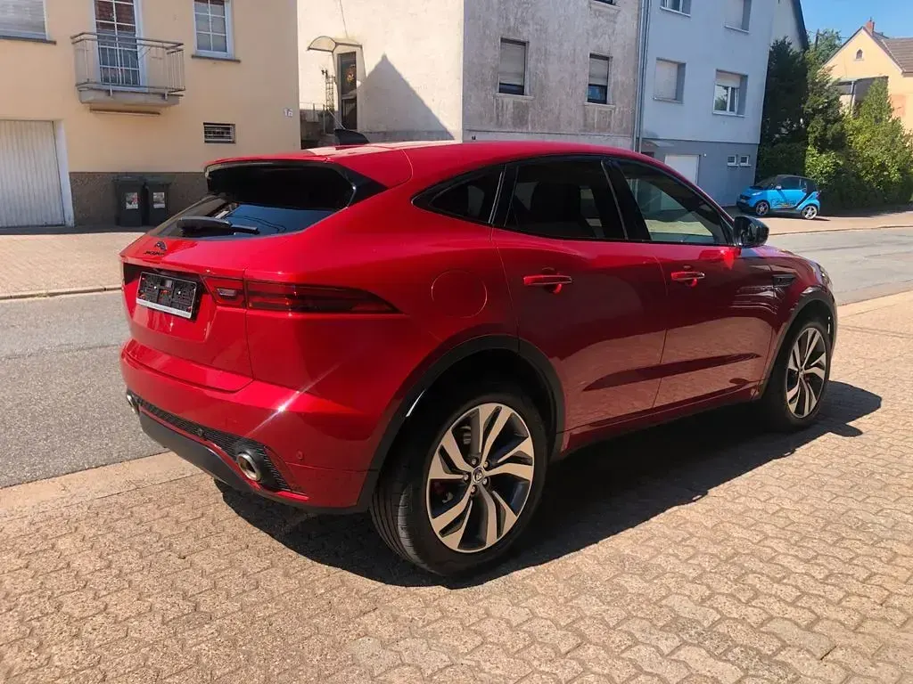 Gebraucht Jaguar E-Pace R-Dynamic 200 PS (147 kW) 2023 Rot SUV