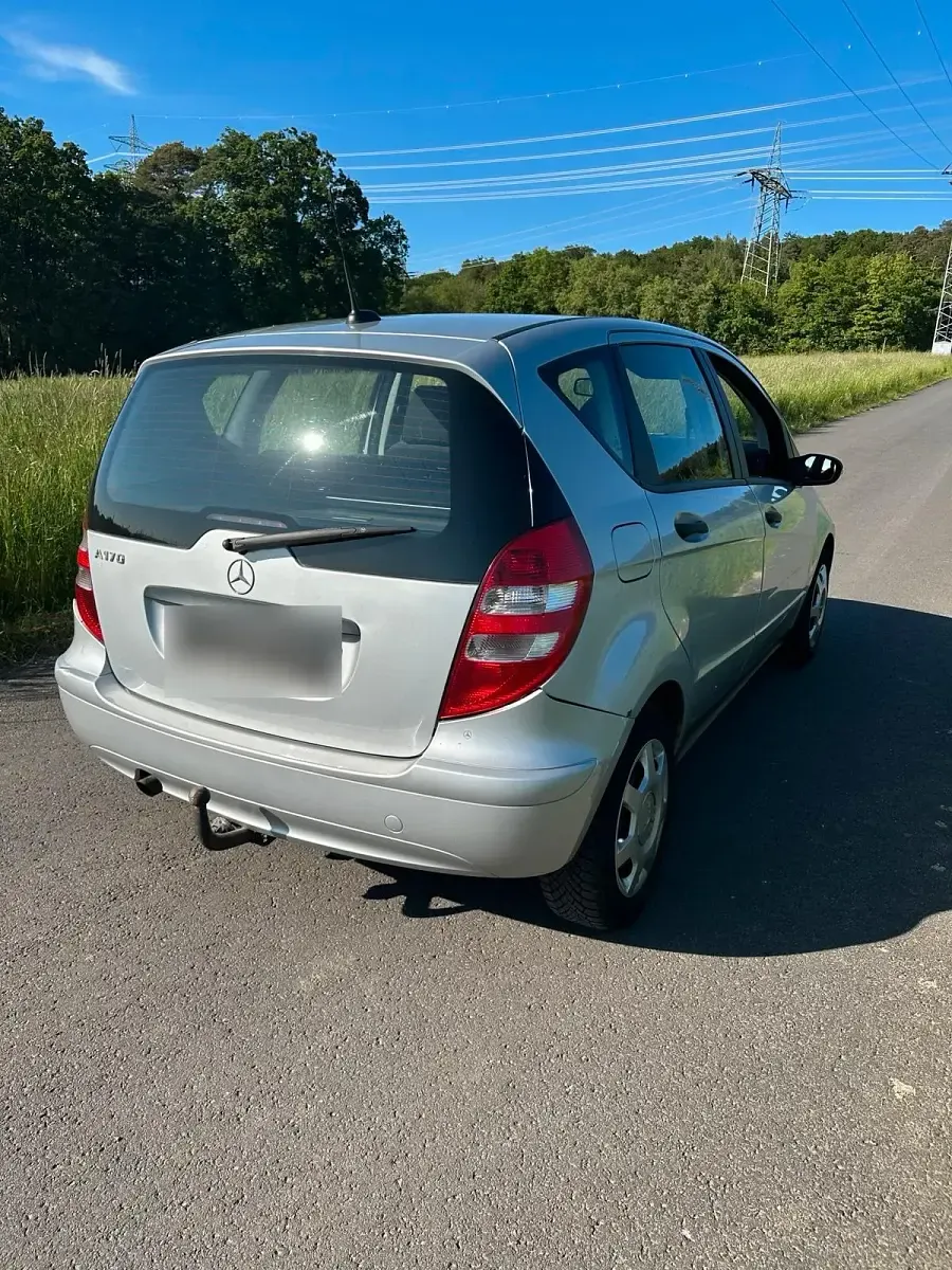 Używany Mercedes A170 116 KM (85 kW) 2008 Srebrny Sedan/Limuzyna