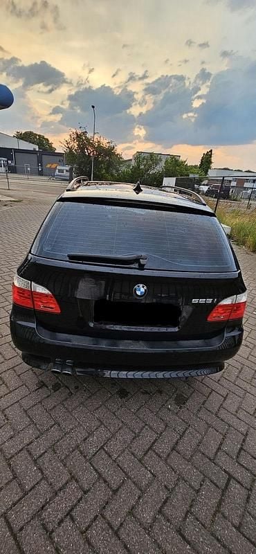 Second-hand BMW 525 218 CP (160 kW) 2008 Negru Break