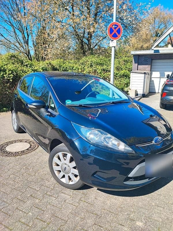 Gebraucht Ford Fiesta 82 PS (60 kW) 2010 Schwarz Kleinwagen