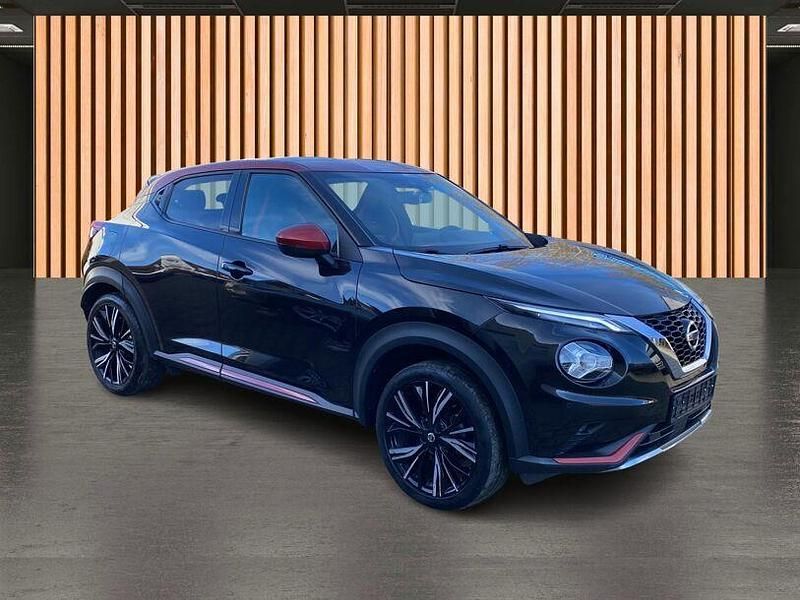 Gebraucht Nissan Juke 114 PS (83 kW) 2021 Black/fuji sunset red SUV