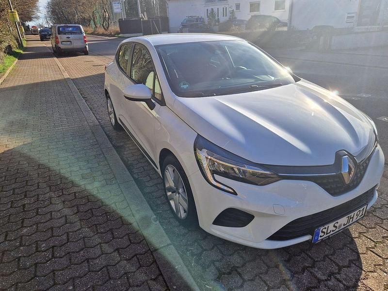 Gebraucht Renault Clio V Zen 91 PS (66 kW) 2021 Weiß Limousine