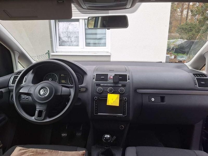 Gebraucht VW Touran Highline 105 PS (77 kW) 2012 Blau Van / Kleinbus