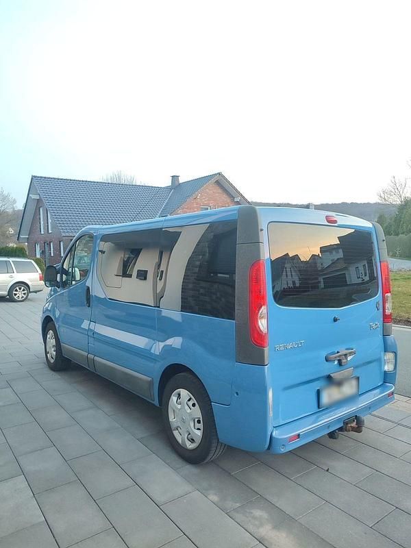 Brugt Renault Trafic 114 HK (83 kW) 2011 Blå MPV