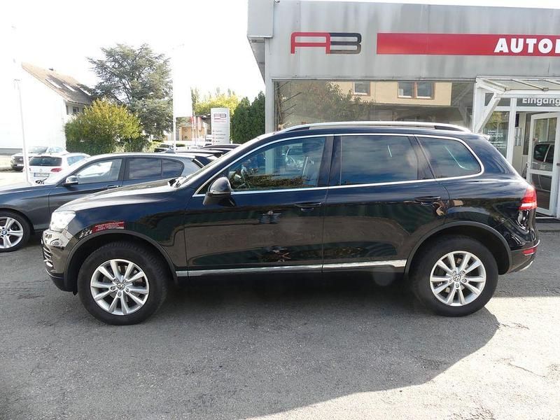 Deep black perleffekt Gebraucht 2012 VW Touareg SUV | 13.990 € (Fairer Preis) - Bild 1/4