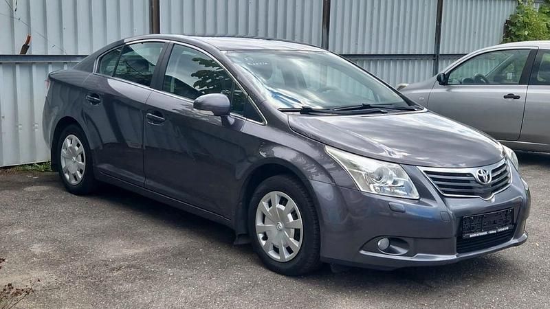 Gebraucht Toyota Avensis 150 PS (110 kW) 2010 Schwarz Limousine