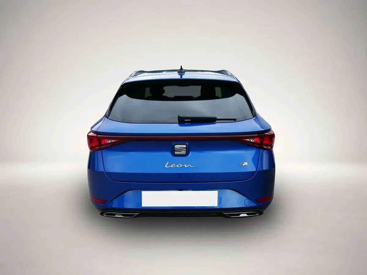 Neu Seat Leon FR 150 PS (110 kW) 2026 Blau Kombi