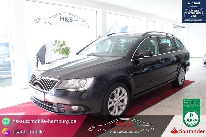 Gebraucht Skoda Superb 170 PS (125 kW) 2014 Schwarzmagic perleffekt Kombi
