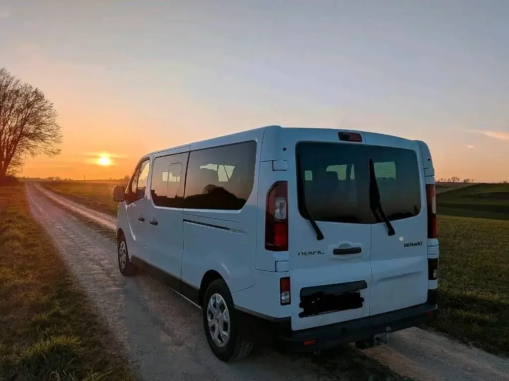 Gebraucht Renault Trafic 151 PS (111 kW) 2024 Weiß Van / Kleinbus