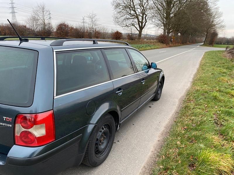 Gebraucht VW Passat 131 PS (96 kW) 2002 Kombi