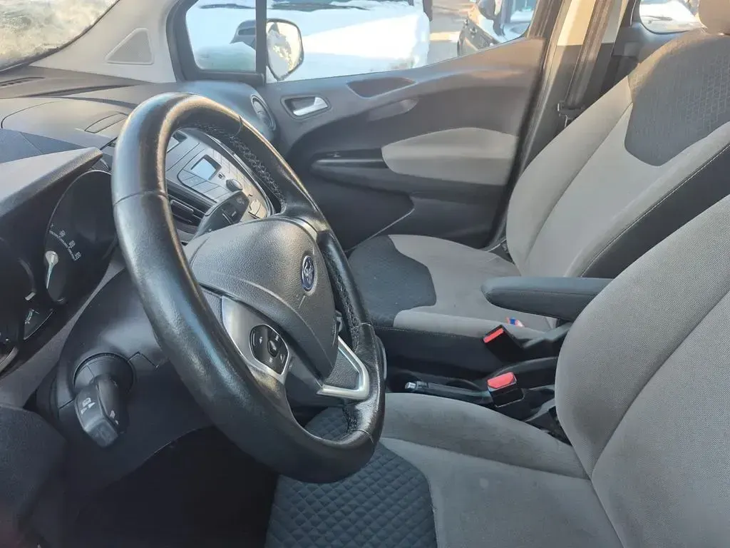 Gebraucht Ford Transit Trend 103 PS (75 kW) 2019 Schwarz Kombi