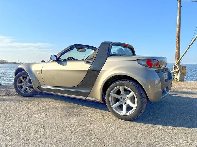 Bronze Gebraucht 2004 Smart Roadster Cabrio | 4.250 € (Teuer) - Bild 1/4