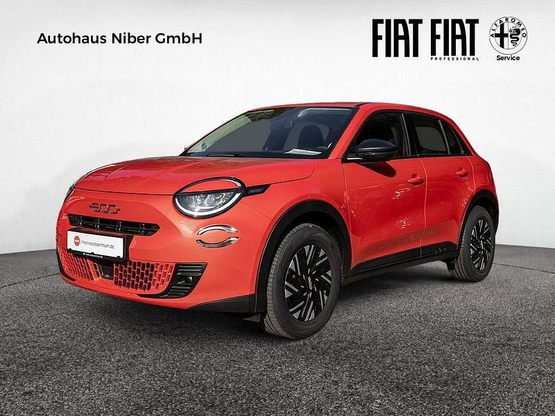 Rot Gebraucht 2025 Fiat 600 SUV | 23.499 € (Fairer Preis) - Bild 1/4
