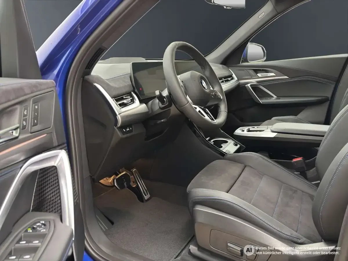 Neu BMW X1 M Sport 163 PS (119 kW) 2025 Blau SUV