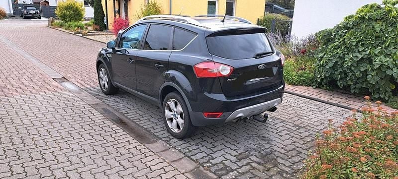 Schwarz Gebraucht 2010 Ford Kuga SUV | 4.500 € (Superpreis) - Bild 1/4