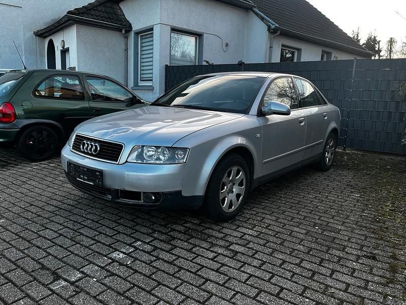 Gebraucht Audi A4 105 PS (77 kW) 2001 Grau Limousine