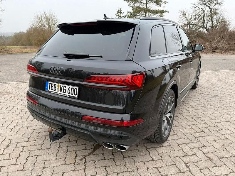 Gebraucht Audi SQ7 Sport 507 PS (372 kW) 2022 Schwarz SUV