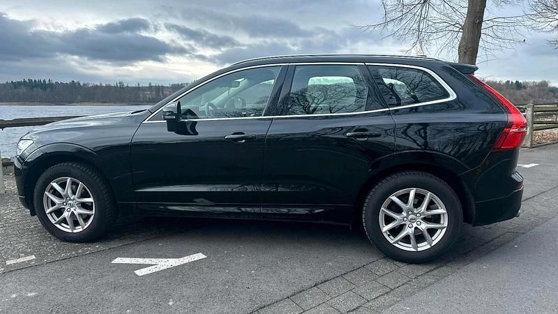 Gebraucht Volvo XC60 190 PS (139 kW) 2020 Schwarz SUV