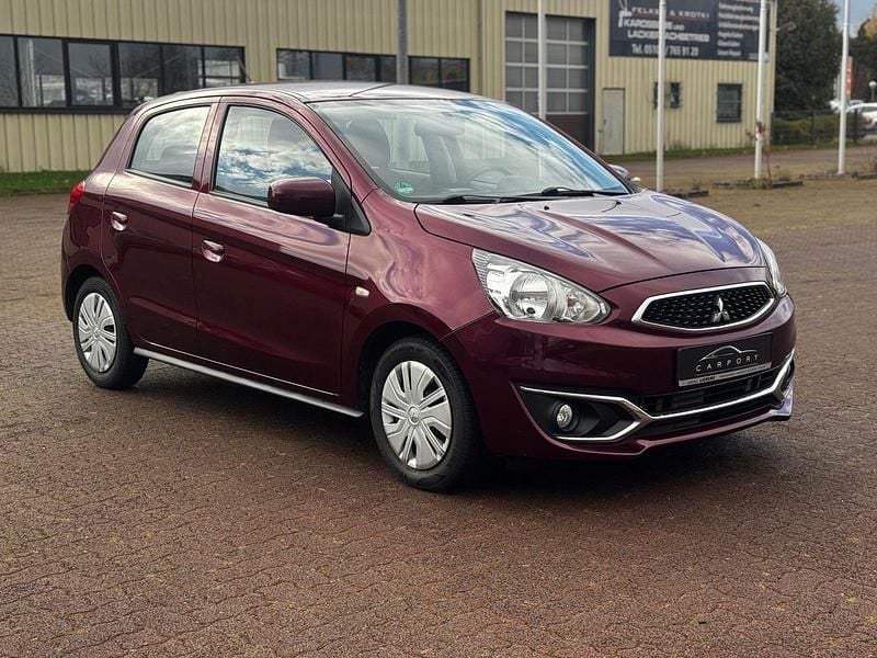 Gebraucht Mitsubishi Space Star Diamant Edition 71 PS (52 kW) 2017 Rot Kleinwagen