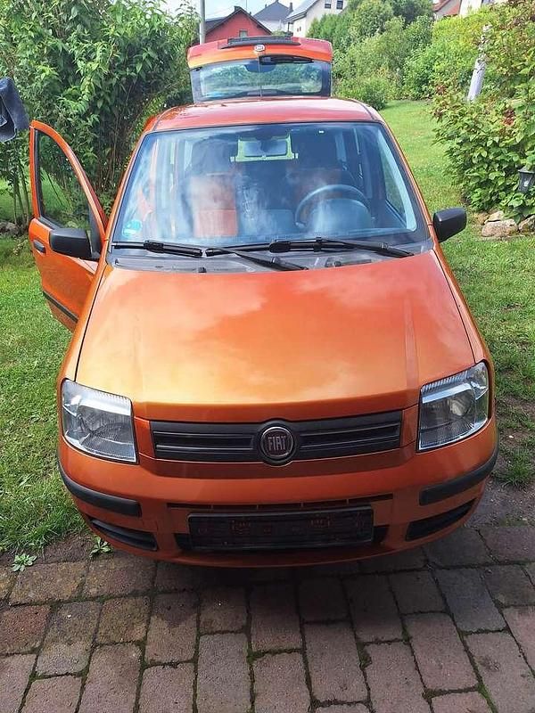 Orange Gebraucht 2009 Fiat Panda Emotion Kleinwagen | 2.750 € (Fairer Preis) - Bild 1/4