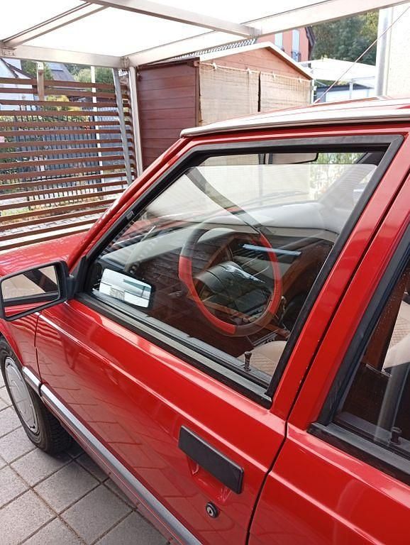 Rot Gebraucht 1987 Renault R11 Limousine | 4.400 € - Bild 1/4