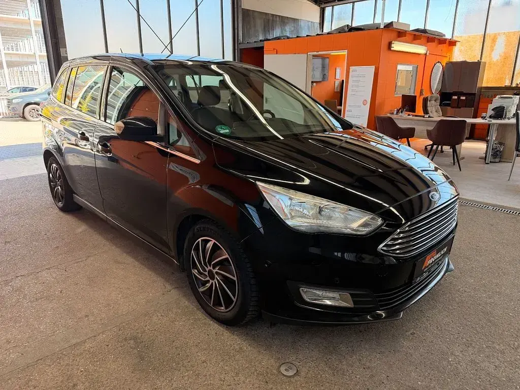 Gebraucht Ford Grand C-Max Titanium 150 PS (110 kW) 2016 Schwarz Van / Kleinbus