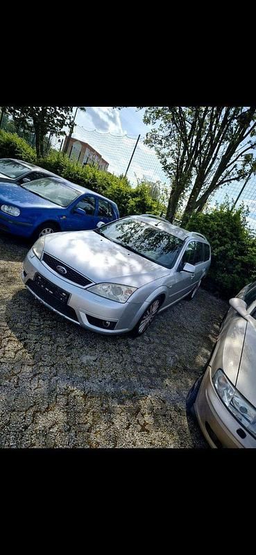 Silber Gebraucht 2003 Ford Mondeo ST Kombi | 1.800 € (Superpreis) - Bild 1/4