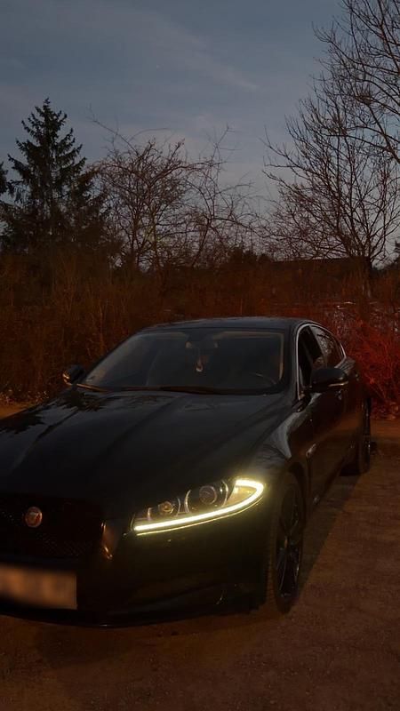 Gebraucht Jaguar XF 200 PS (147 kW) 2014 Schwarz Limousine