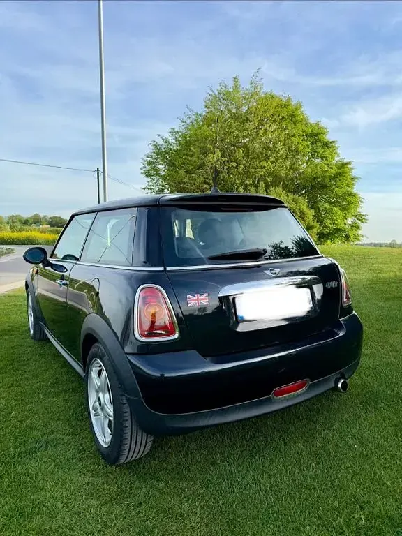 Gebraucht Mini Cooper 120 PS (88 kW) 2007 Schwarz Kleinwagen