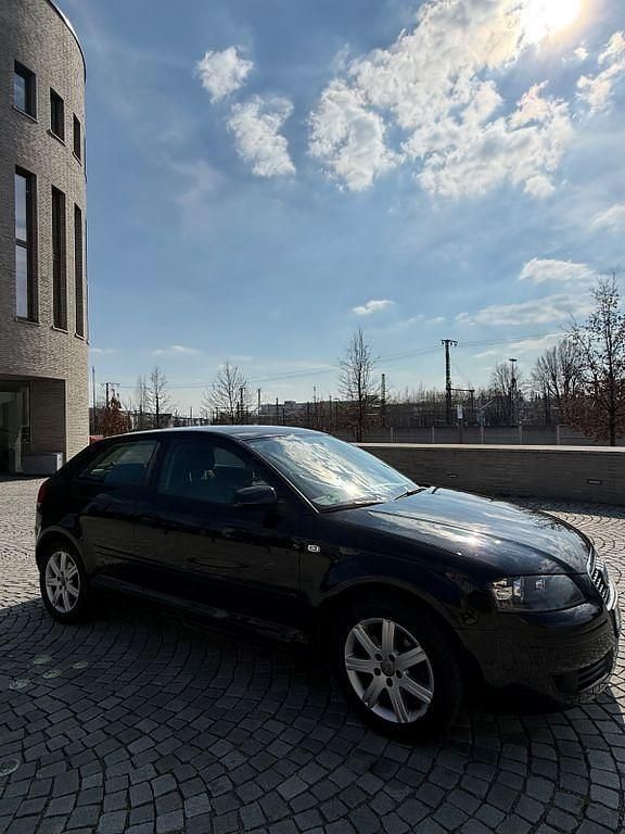 Gebraucht Audi A3 102 PS (75 kW) 2007 Schwarz Kleinwagen