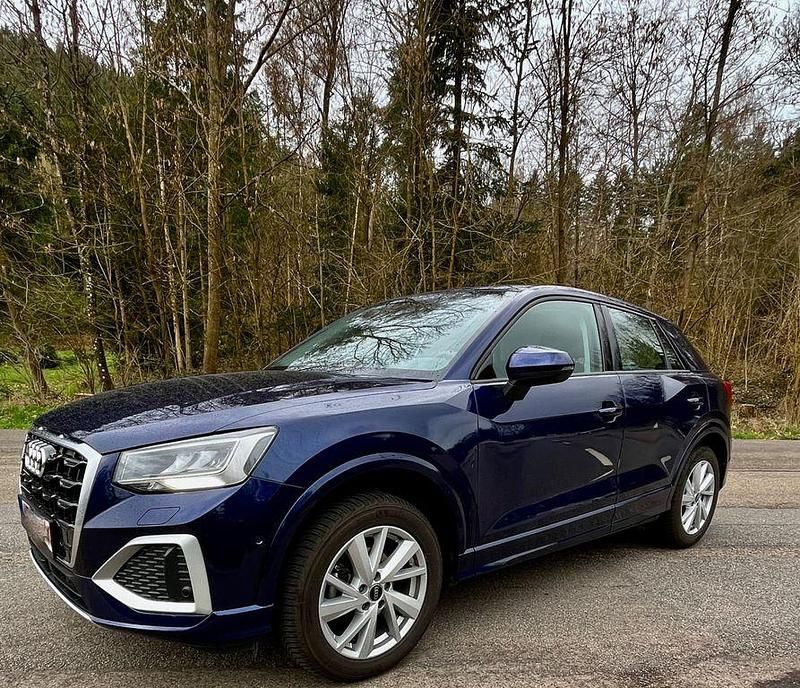 Gebraucht Audi Q2 Advanced Plus 150 PS (110 kW) 2023 Blau SUV