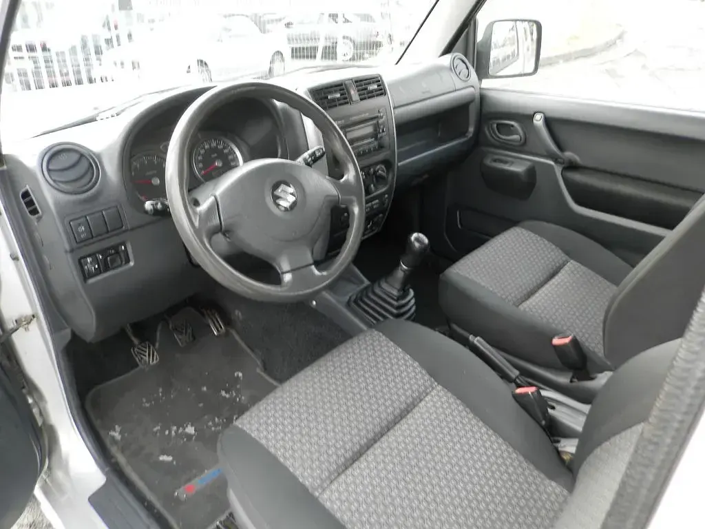 Gebraucht Suzuki Jimny Club 86 PS (63 kW) 2009 Silber SUV