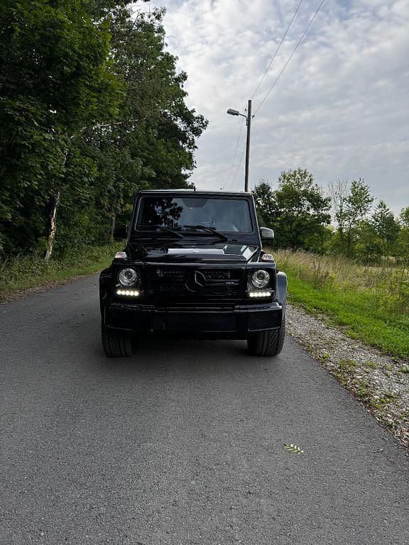 Schwarz Gebraucht 2016 Mercedes G350 SUV | 70.500 € - Bild 1/4