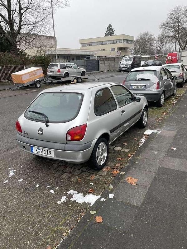 Gebraucht Ford Fiesta 60 PS (44 kW) 2001 Kleinwagen