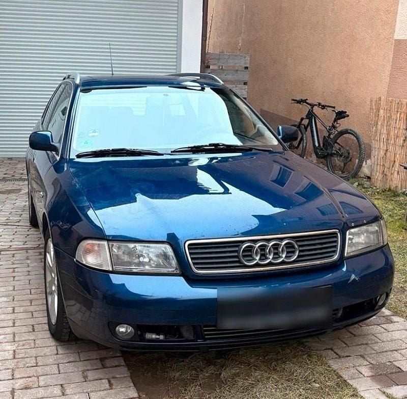 Second-hand Audi A4 193 CP (141 kW) 1998 Albastru Break