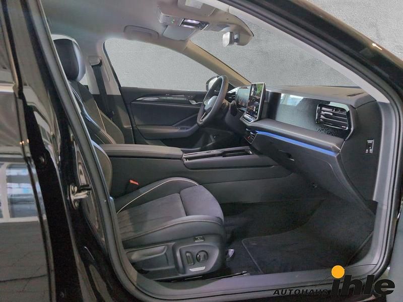 Gebraucht VW Passat Business 204 PS (150 kW) 2026 Schwarz Kombi