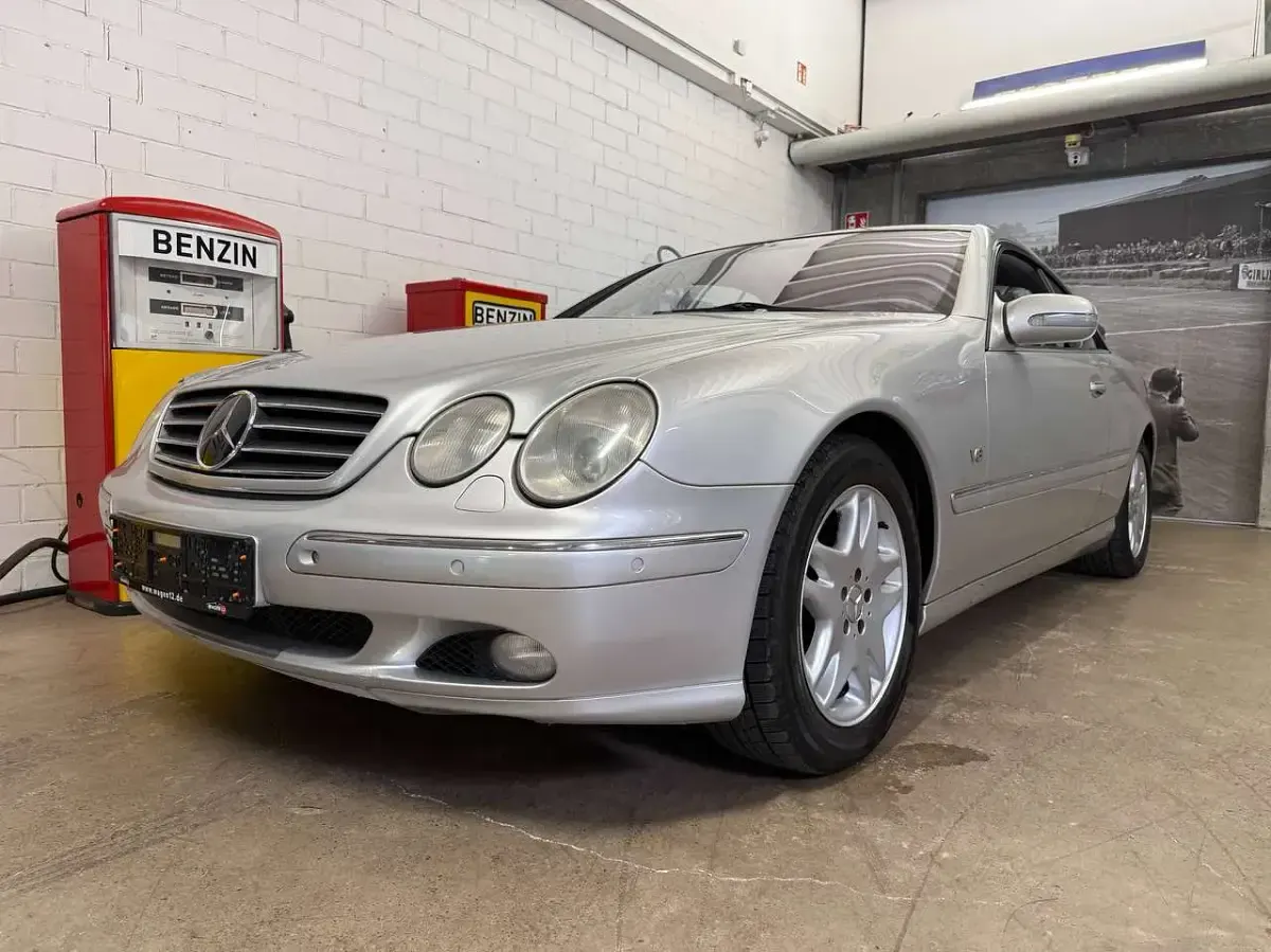 Gebraucht Mercedes CL500 306 PS (225 kW) 2002 Silber Coupé
