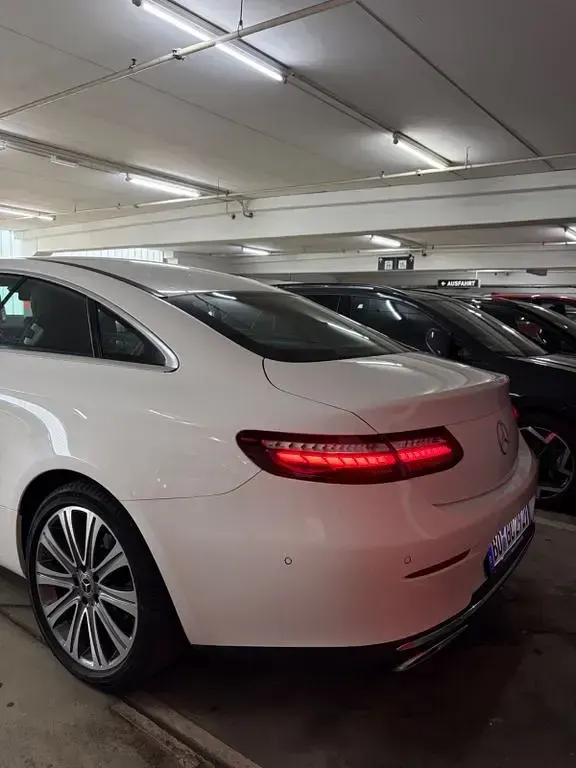 Gebraucht Mercedes E200 197 PS (144 kW) 2021 Weiß