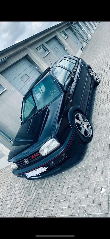 Schwarz Gebraucht 1996 VW Golf III Edition Limousine | 12.000 € - Bild 1/1