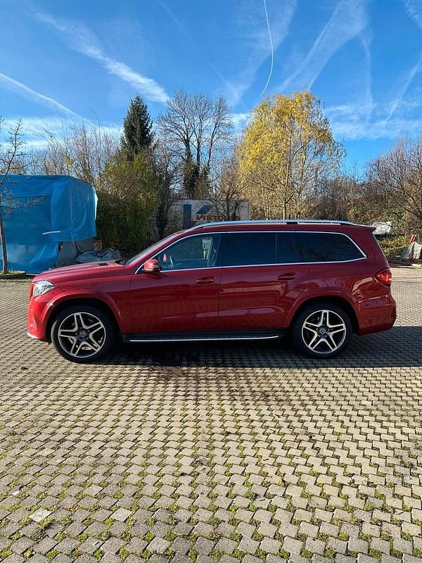 Gebraucht Mercedes GLS350 AMG line 258 PS (189 kW) 2017 Rot SUV