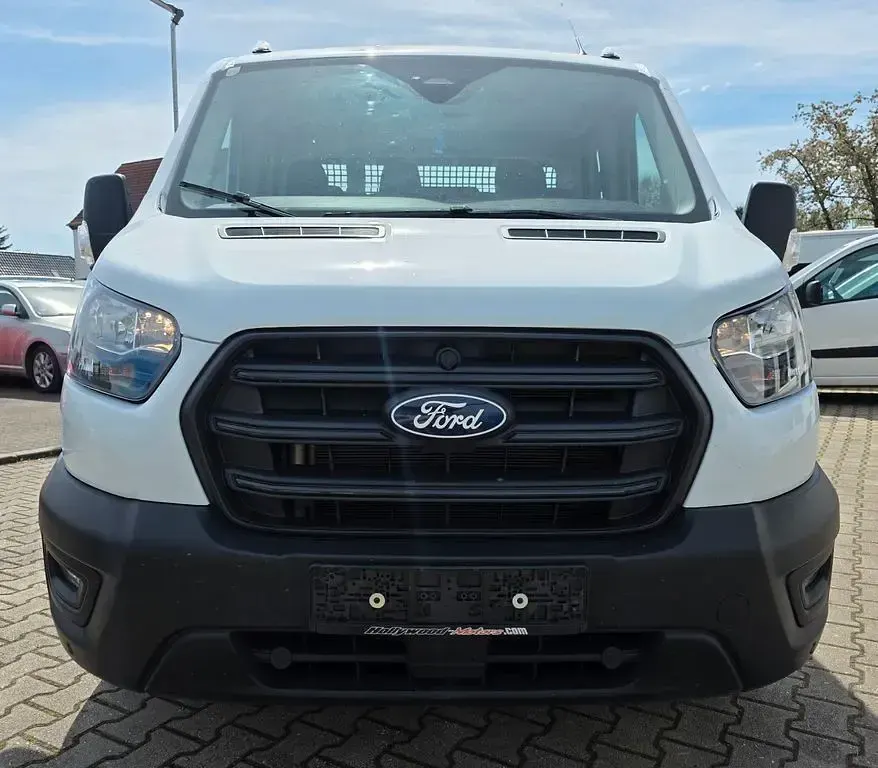 Second-hand Ford Transit 131 CP (96 kW) 2025 Alb Monovolum