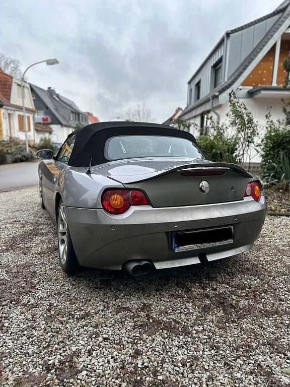 Gebraucht BMW Z4 Sport Line 231 PS (169 kW) 2004 Grau Cabrio