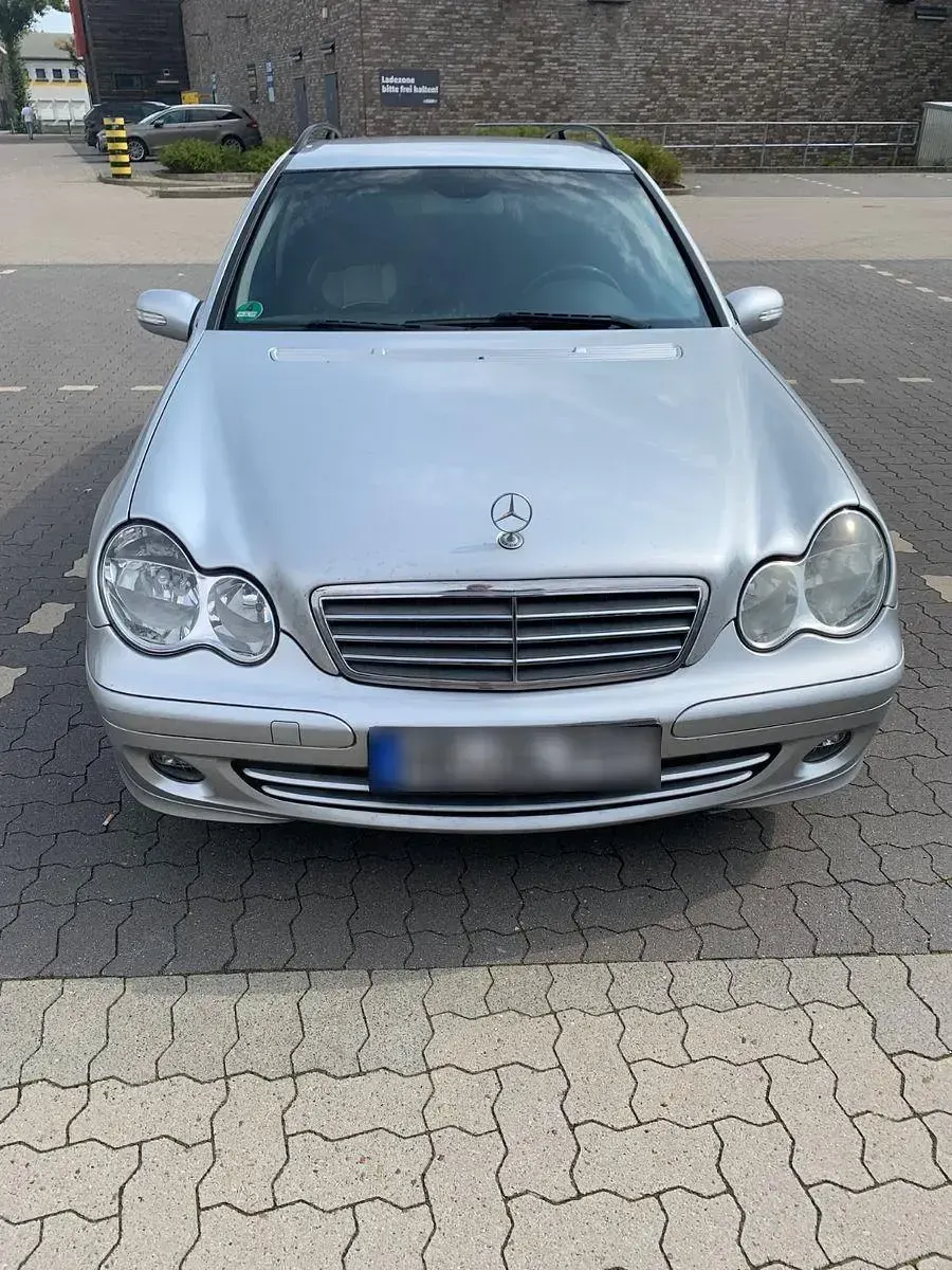 Gebraucht Mercedes C220 Classic 150 PS (110 kW) 2007 Silber Kombi