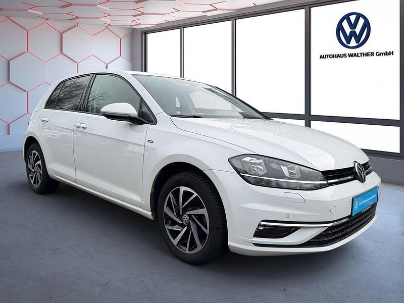 Gebraucht VW Golf VII Join 116 PS (85 kW) 2018 Weiß Limousine