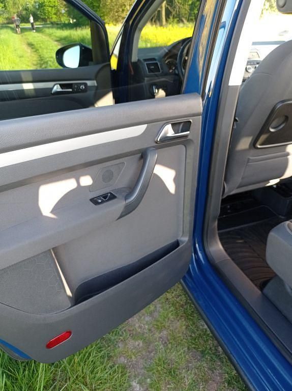 Gebraucht VW Touran Match 140 PS (102 kW) 2012 Blau Van / Kleinbus