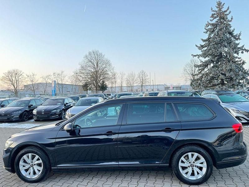 Gebraucht VW Passat Conceptline 122 PS (89 kW) 2021 Schwarz Kombi